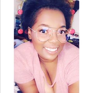 Meet your Posher, Megan